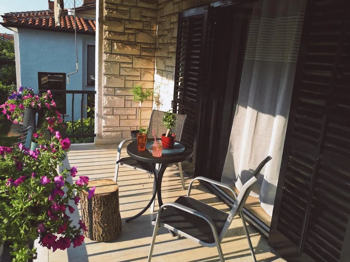Apartment Gabi Umag 0*,  Croatia